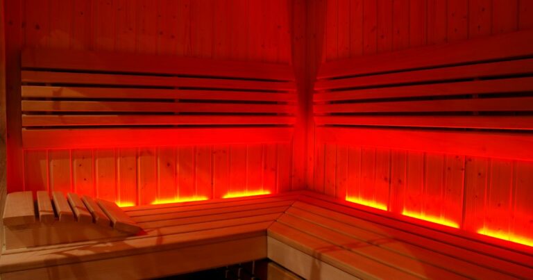 Health Benefits of Infrared Sauna + How it Compares to Traditional Saunas
